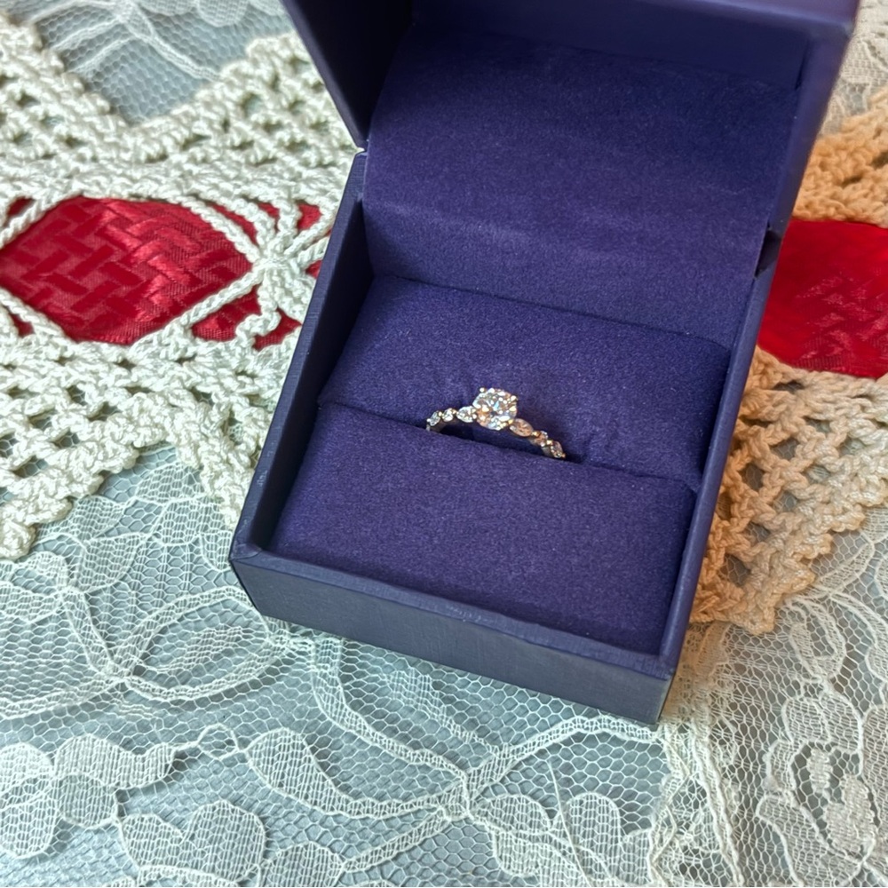 3/4KT 14K Gold Diamond Ring - Picture 1 of 7